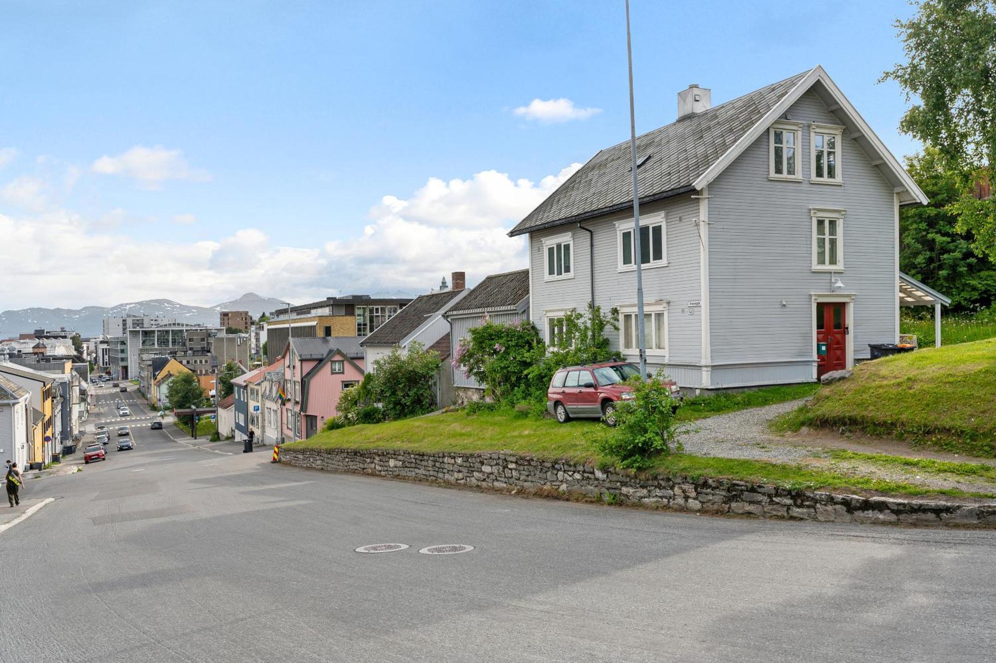 Arctic Homes - Historical Tromso House With View Tromsø Exterior foto