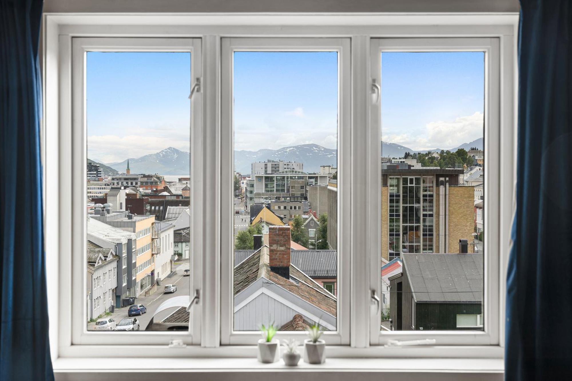 Arctic Homes - Historical Tromso House With View Tromsø Exterior foto
